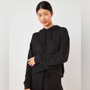 Quince Super Soft Black Pullover Fleece Hoodie Athletic Biker Academia CasualY2K